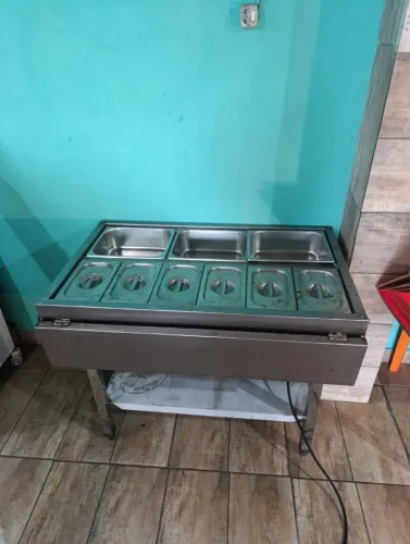 Vendo buffet usado em bom estado de conservação