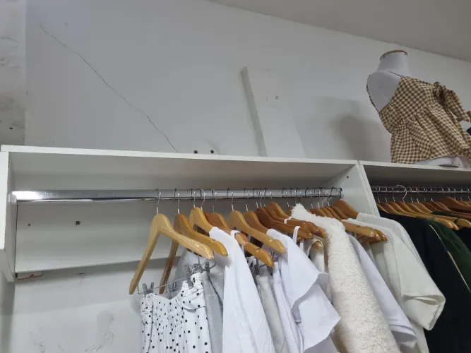 Vendo araras de mdf