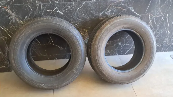 Pneus 265/65 R17