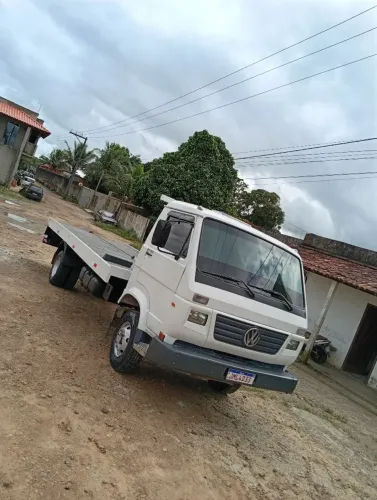Caminhão 8.140