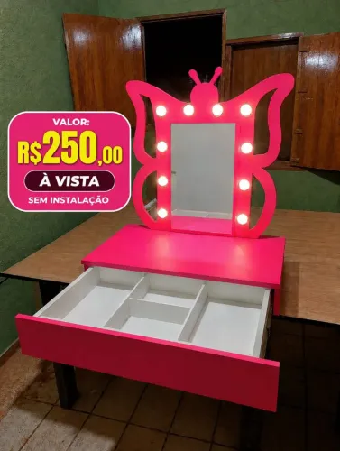 Penteadeira borboleta com led