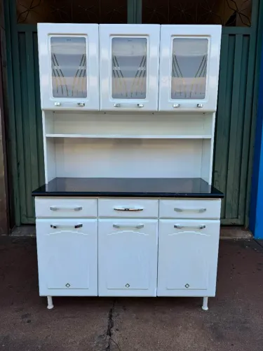 Vendo armário de cozinha de aço