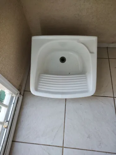 Tanque de louça 
