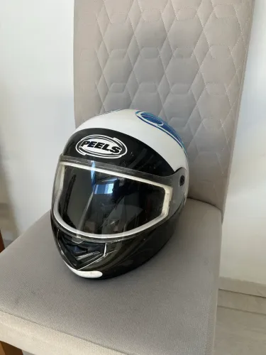Capacete Peels, modelo Spike