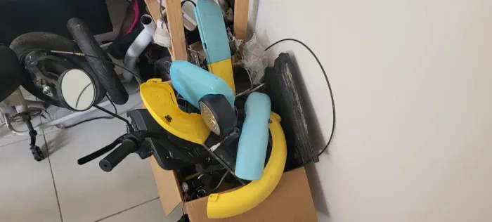 Peças de scooter elétrica