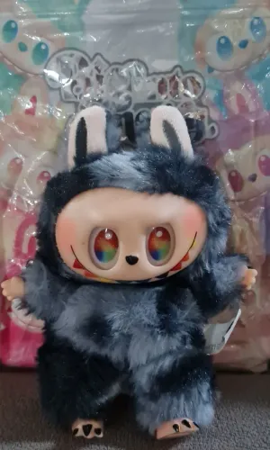 Vários modelos labubu chaveiro novos