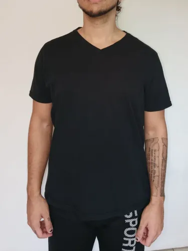 Camisa gola v