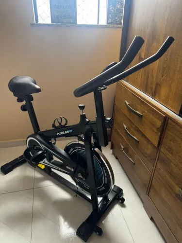 Vendo Bicicleta ergométrica semi nova