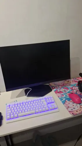Monitor AOC 180hz, 24 com base ajustável