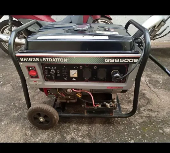 Gerador de Energia Briggs & Stratton GS6500E C/ partida eletrica