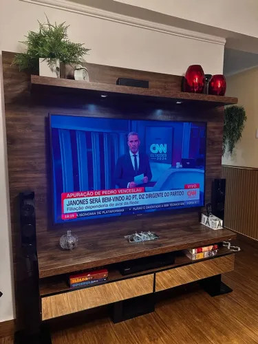 Painel de Tv até 70 polegadas