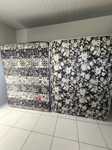 Vende-se Cama 2 Cama Box