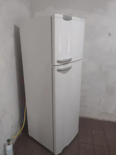 Geladeira Electrolux duplex toda revisada e com garantia de 3 meses