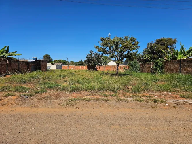 Vendo 2 lotes - Dom Bosco