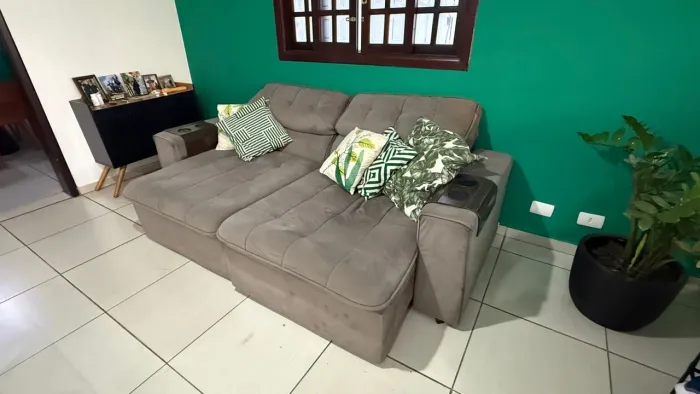 Sofá para vender logo