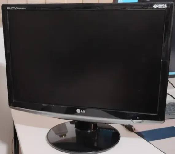 Monitor LG Flatron 17"