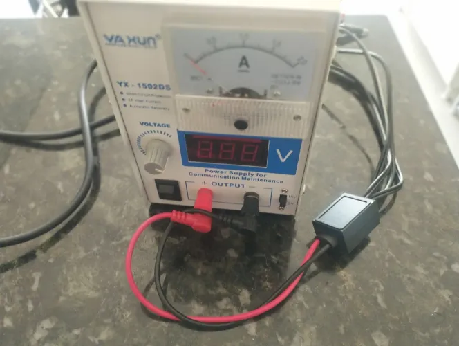 Fonte de Bancada Yaxun YX - 1502DS 220v