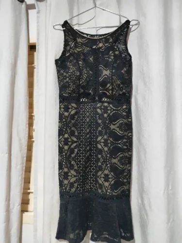 Vestido preto de renda 40/42