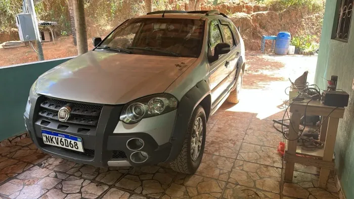 Fiat Palio Weekend Adventure Locker 1.8 Flex 2010