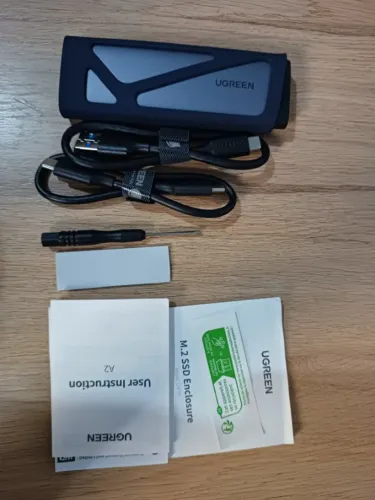 Gabinete SSD Externo M.2 NVMe USB-C (UGREEN)