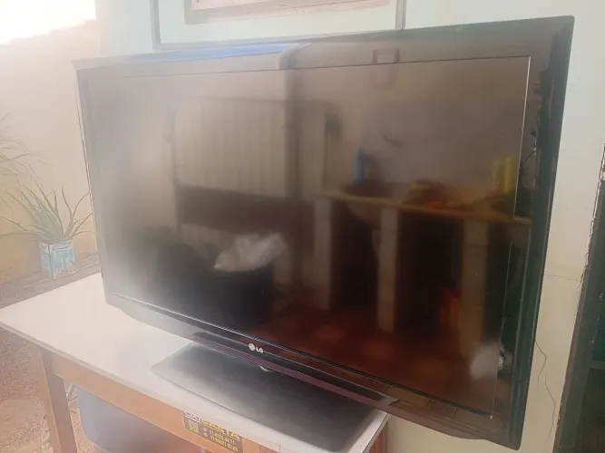 Televisão LG 42LD460