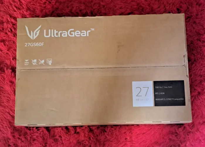 LG Ultra Gear 27" IPS, 180Hz - LACRADO