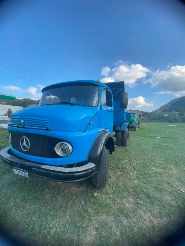 CAMINHÃO MERCEDES CAÇAMBA