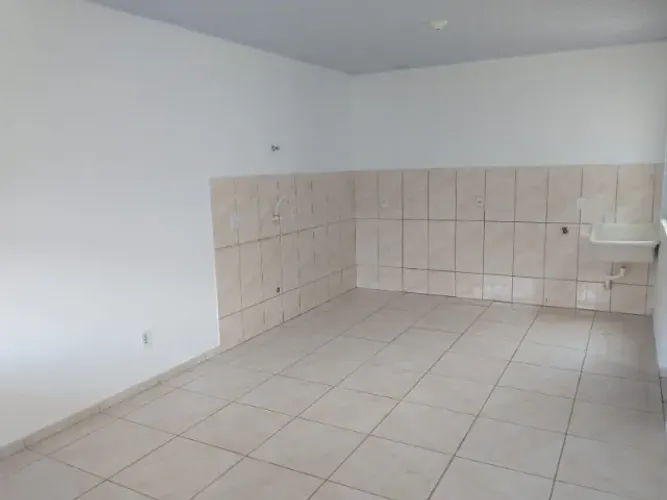 Apartamento piso superior Ribeirão da ilha - Dois quartos