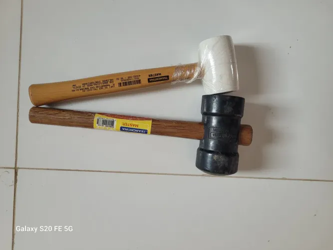 Kit Marreta de borracha tramontina branca/preta 2 Pça valor R$ 60,00