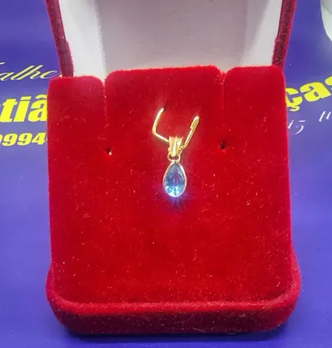 Pingentes Gota Zircônia Azul 6 mm  Ouro18 Kilates                                         