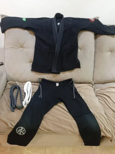 Kimono Keiko preto trancado M4 juvenil 