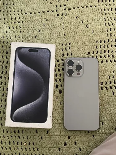 iPhone 15 pro Max impecável 