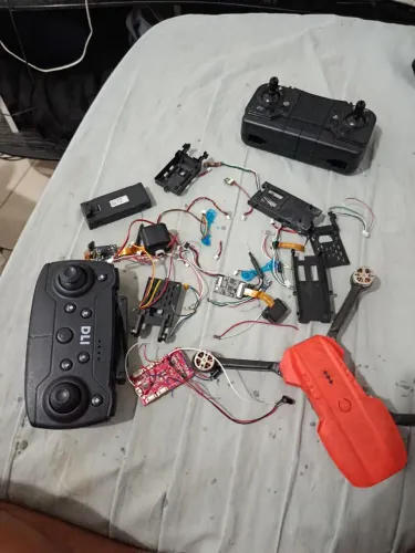 vendo essas peças para drone pra quem presisa 