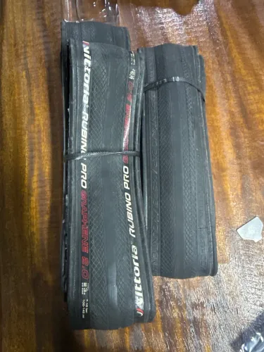 Par de pneus Vittoria Rubino Pro Graphene 2.0