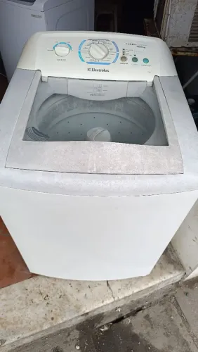 Vendo lavadora Eletrolux 12 kg em ótimo estado