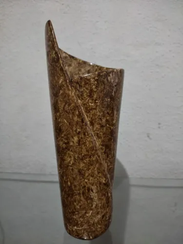 Vaso Decorativo de Mesa em Cerâmica Florença P Marrom Petra