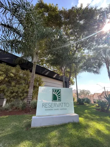 Apartamento para locação no Condomínio Reservatto, Mansões Santo Antônio