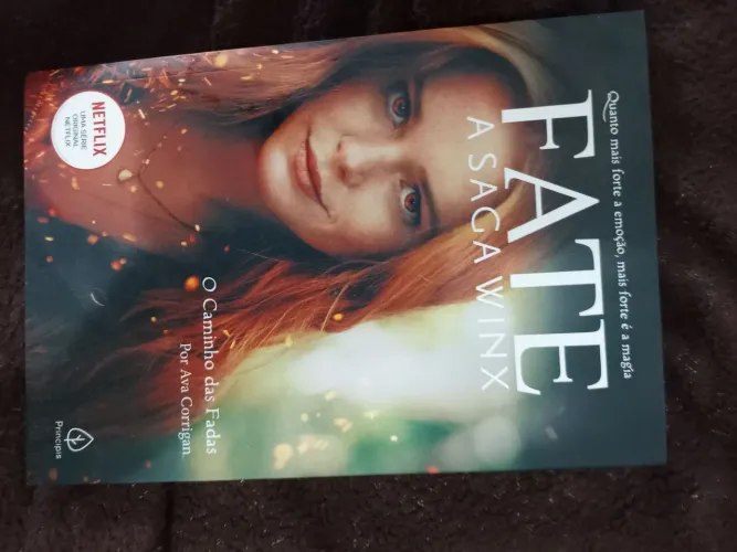 Fate: A Saga Winx - O Caminho das Fadas livro