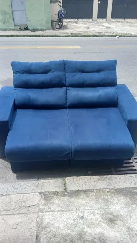 Vendo sofá retrátil semi novo 
