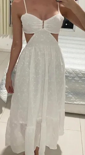 Vestido branco bordado longo 
