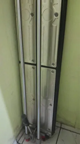 Máquina Profissional para Cortar Porcelanato e Cerâmica