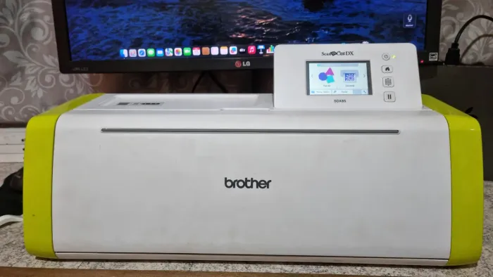 Máquina de corte Brother SDX85