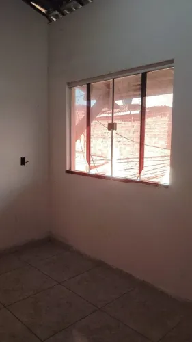 Vende se uma casa ?