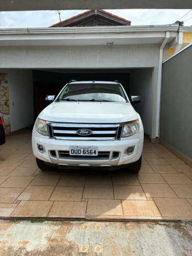 Ford Ranger Limited 3.2 20V 4X4 CD Aut. Dies. 2014