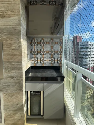 Bancada em granito + Cuba inox + Móvel planejado completo MDF