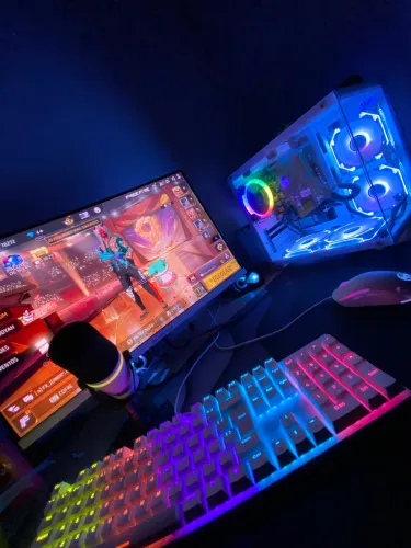 PC GAMER INCOMPLETO SÓ O FILÉ