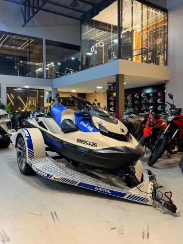 SEA-DOO WAKE 170 2025