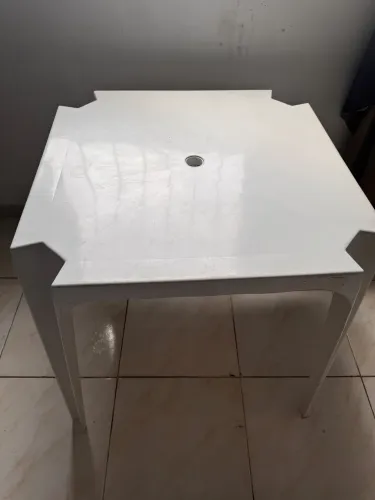 Mesa de plástico