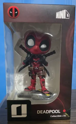 Minico Deadpool - Iron Studios
