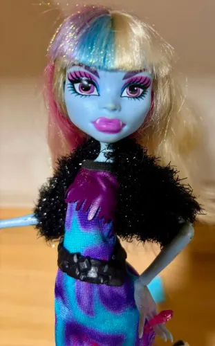 Monster High Abbey Bominavke Pictures Day